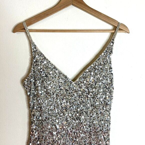 Mac Duggal embellished sequins ombré color long gown with slit style 5064 size 6 - Picture 4 of 15